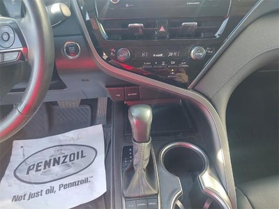 2024 Toyota Camry SE Auto (SE)