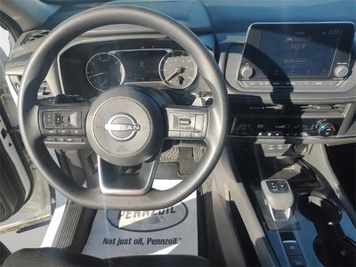 2024 Nissan Rogue FWD SV