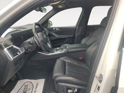 2025 BMW X5 xDrive50e Plug-In Hybrid