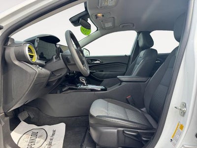 2025 Chevrolet Trax FWD 4dr LT