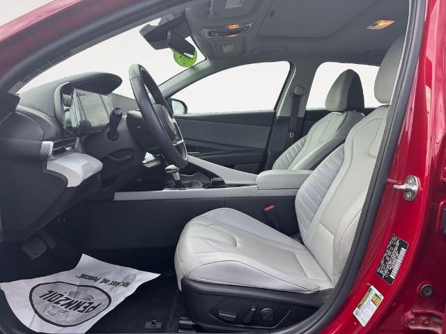 2024 Hyundai ELANTRA Limited IVT