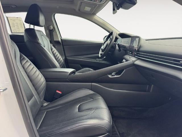 2024 Hyundai ELANTRA Limited IVT