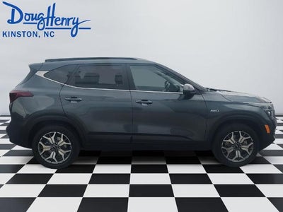 2022 Kia Seltos EX IVT AWD