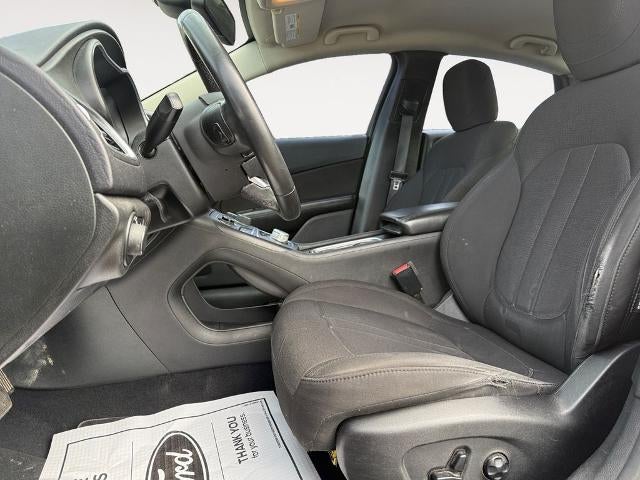2015 Chrysler 200 4dr Sdn Limited FWD
