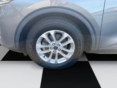 2022 Ford Escape SE FWD