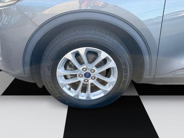 2022 Ford Escape SE FWD