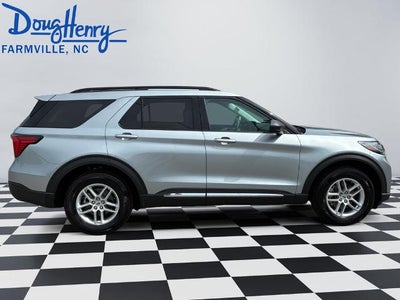 2025 Ford Explorer Active RWD