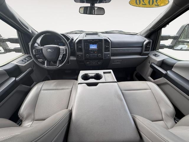 2020 Ford Super Duty F-350 DRW XL 4WD Crew Cab 8' Box