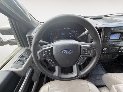 2020 Ford Super Duty F-350 DRW XL 4WD Crew Cab 8' Box