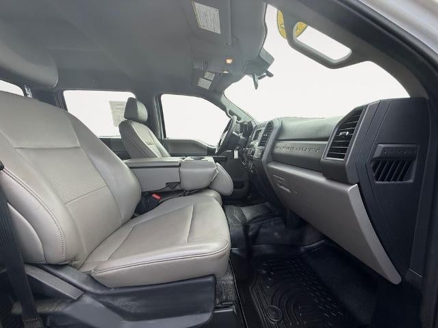 2020 Ford Super Duty F-350 DRW XL 4WD Crew Cab 8' Box