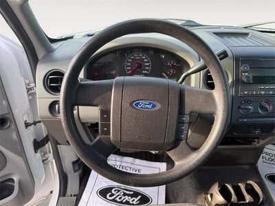 2006 Ford F-150 2WD Regular Cab Styleside 6-1/2 Ft Box XL