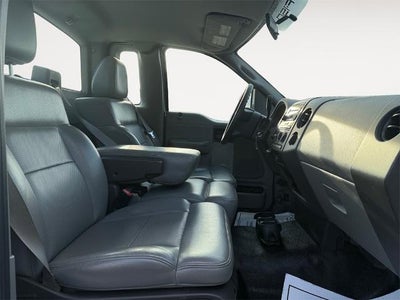 2006 Ford F-150 2WD Regular Cab Styleside 6-1/2 Ft Box XL