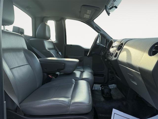 2006 Ford F-150 2WD Regular Cab Styleside 6-1/2 Ft Box XL