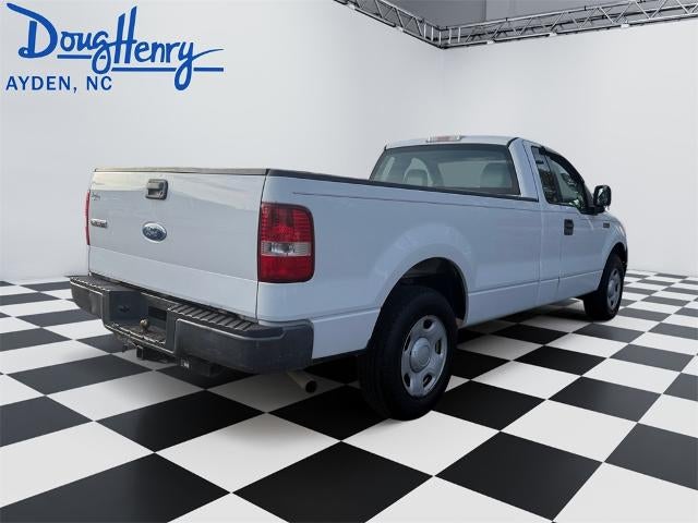 2006 Ford F-150 2WD Regular Cab Styleside 6-1/2 Ft Box XL