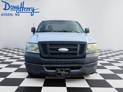2006 Ford F-150 2WD Regular Cab Styleside 6-1/2 Ft Box XL