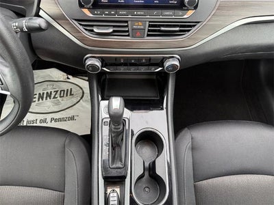 2024 Nissan Altima 2.5 SV Sedan