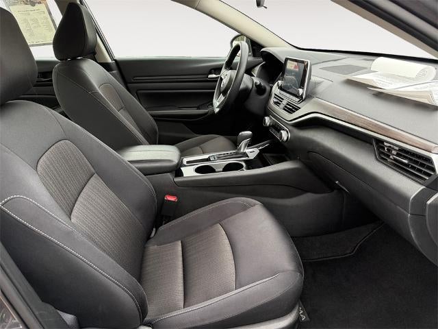 2024 Nissan Altima 2.5 SV Sedan