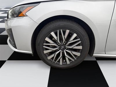 2024 Nissan Altima 2.5 SV Sedan