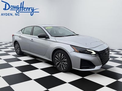 2024 Nissan Altima 2.5 SV Sedan