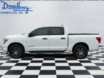 2024 Nissan Titan 4x4 Crew Cab SV
