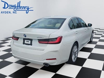 2024 BMW 330e xDrive Plug-In Hybrid