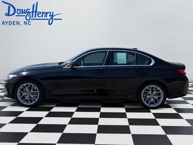 2025 BMW 330i Sedan