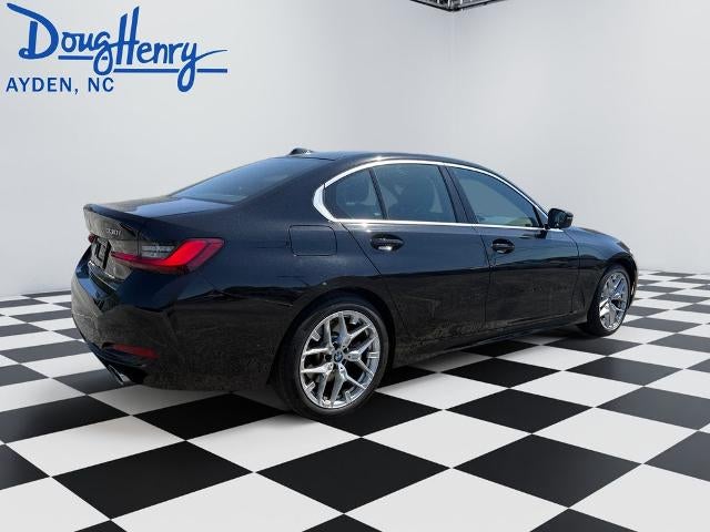 2025 BMW 330i Sedan