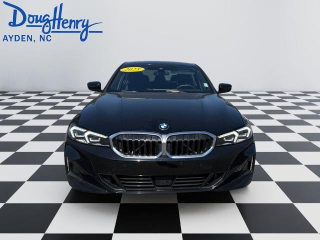 2025 BMW 330i Sedan