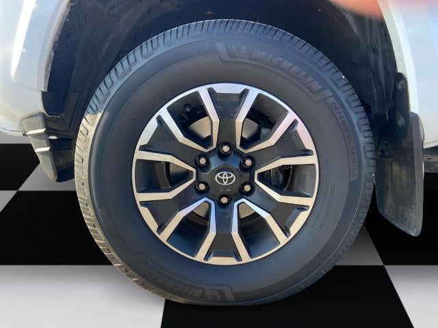 2022 Toyota Tacoma 4WD 4WD TRD Sport Double Cab 5' Bed V6 AT (Natl)