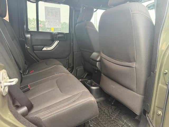 2016 Jeep Wrangler Unlimited 4WD 4dr Sahara