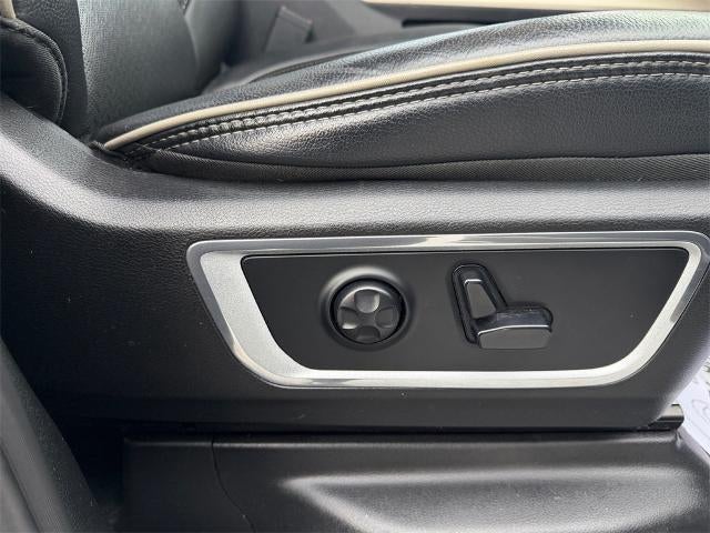 2021 RAM 1500 Laramie 4x2 Crew Cab 5'7" Box