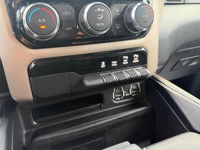 2021 RAM 1500 Laramie 4x2 Crew Cab 5'7" Box