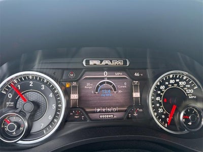 2021 RAM 1500 Laramie 4x2 Crew Cab 5'7" Box