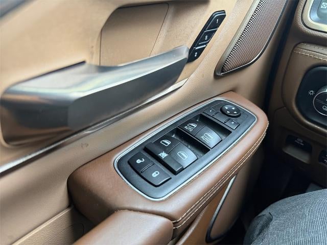 2019 RAM 1500 Longhorn 4x2 Crew Cab 6'4" Box