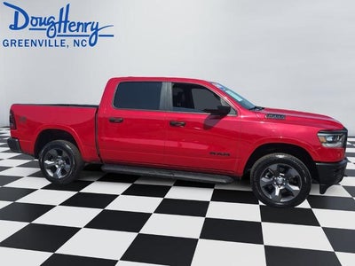 2022 RAM 1500 Big Horn 4x4 Crew Cab 5'7" Box