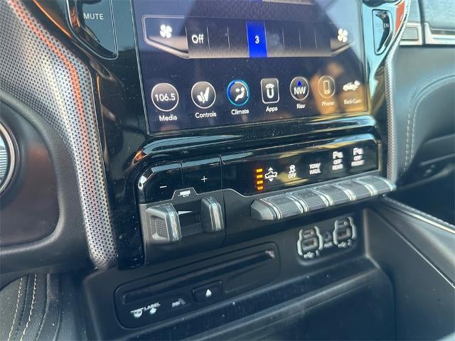 2019 RAM 1500 Limited 4x4 Crew Cab 5'7" Box