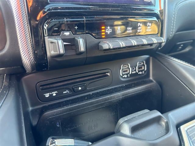 2019 RAM 1500 Limited 4x4 Crew Cab 5'7" Box