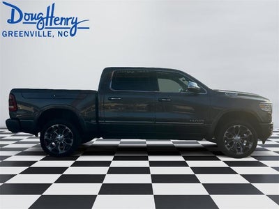 2019 RAM 1500 Limited 4x4 Crew Cab 5'7" Box