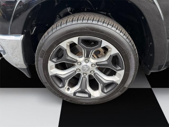 2019 RAM 1500 Longhorn 4x4 Crew Cab 6'4" Box