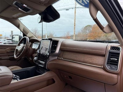 2019 RAM 1500 Longhorn 4x4 Crew Cab 6'4" Box