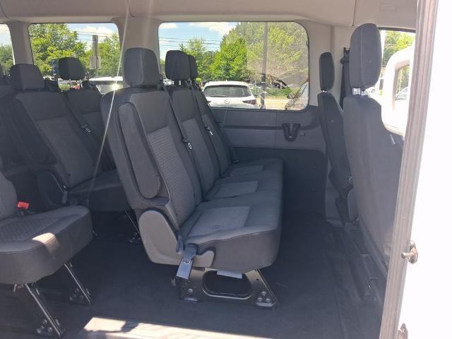 2024 Ford Transit Passenger Wagon T-350 148" Med Roof XLT RWD