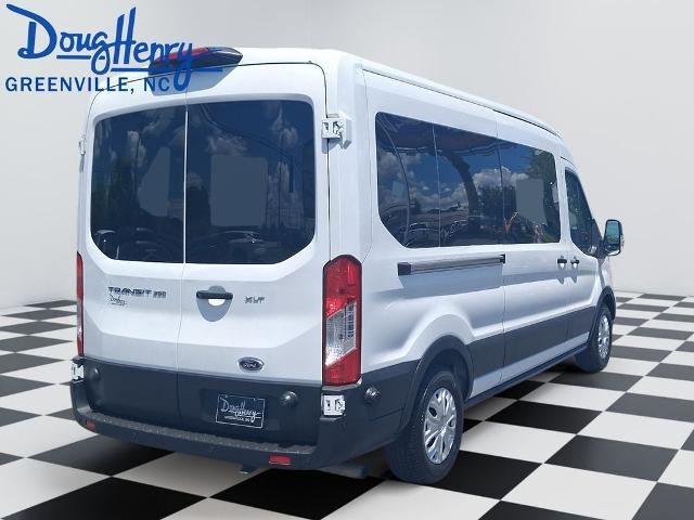 2024 Ford Transit Passenger Wagon T-350 148" Med Roof XLT RWD