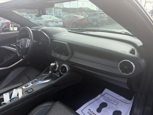 2018 Chevrolet Camaro 2dr Convertible 2LT