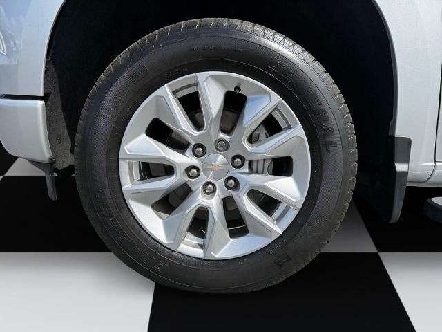 2022 Chevrolet Silverado 1500 Crew Cab Short Box 4-Wheel Drive Custom