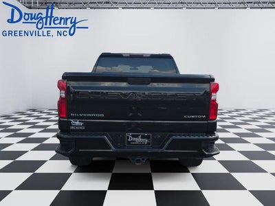 2021 Chevrolet Silverado 1500 Crew Cab Short Box 4-Wheel Drive Custom