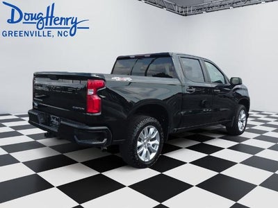 2021 Chevrolet Silverado 1500 Crew Cab Short Box 4-Wheel Drive Custom