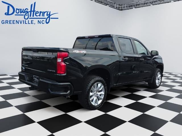 2021 Chevrolet Silverado 1500 Crew Cab Short Box 4-Wheel Drive Custom