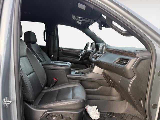 2024 Chevrolet Suburban 4WD LT