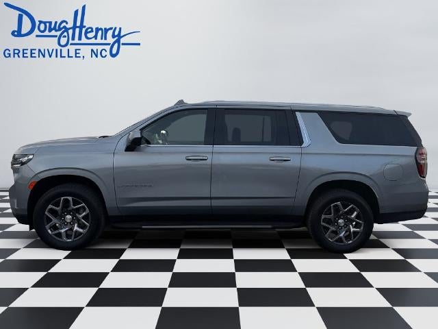 2024 Chevrolet Suburban 4WD LT