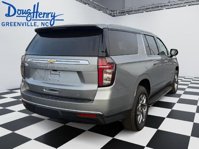 2024 Chevrolet Suburban 4WD LT